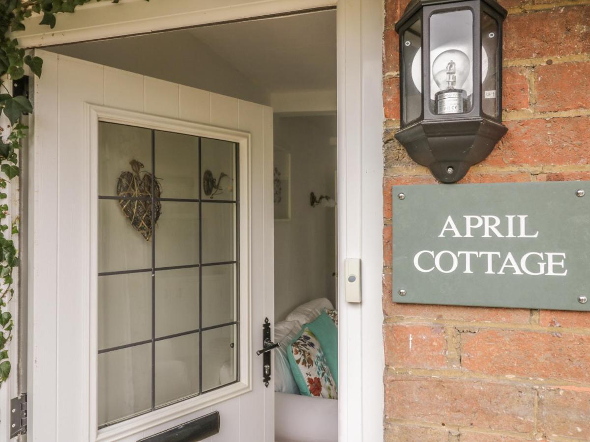 April Cottage Broadway  Ngoại thất bức ảnh
