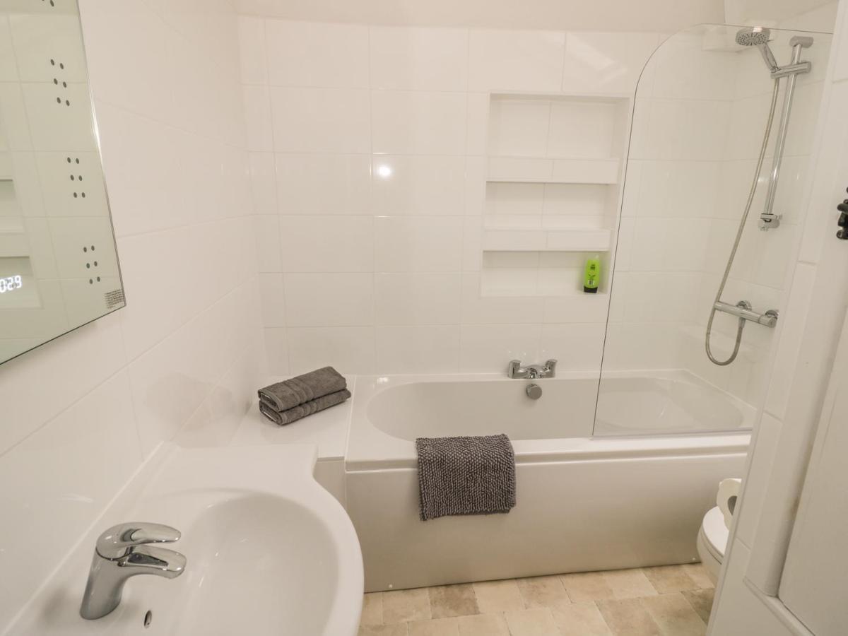 April Cottage Broadway  Ngoại thất bức ảnh